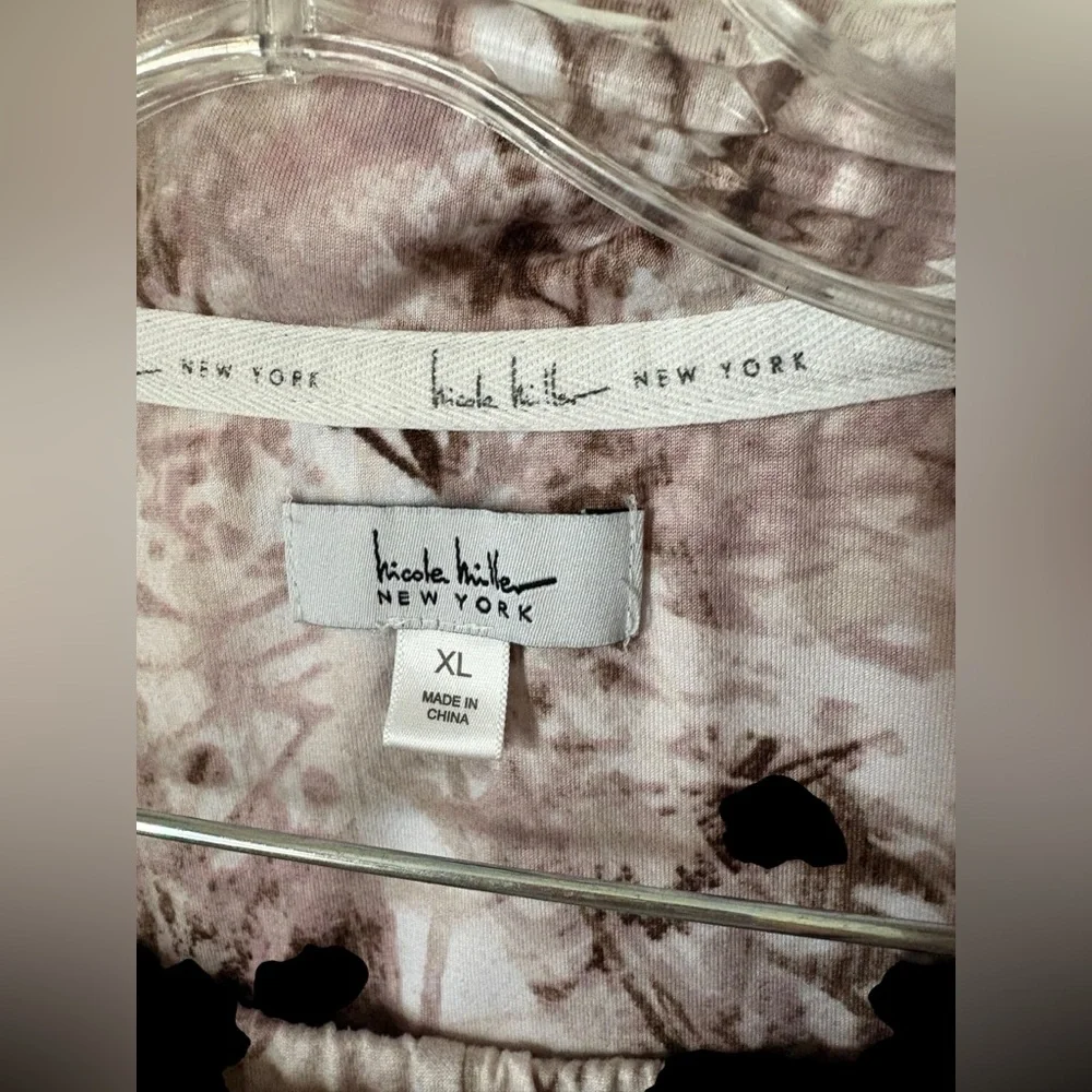 Nicole Miller Pajama Set Size XL - Picture 2 of 8
